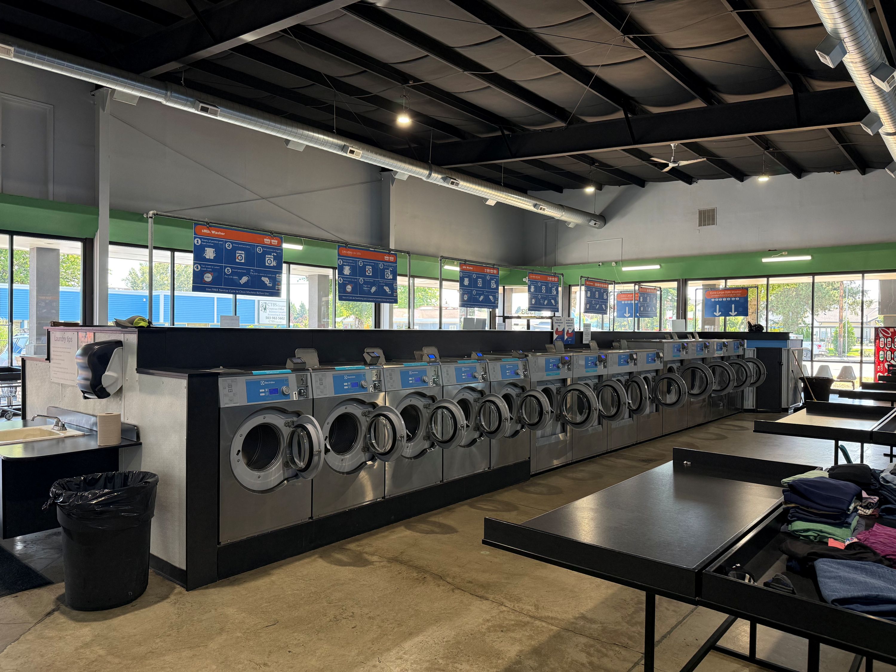 Valley Laundry Interior Day
